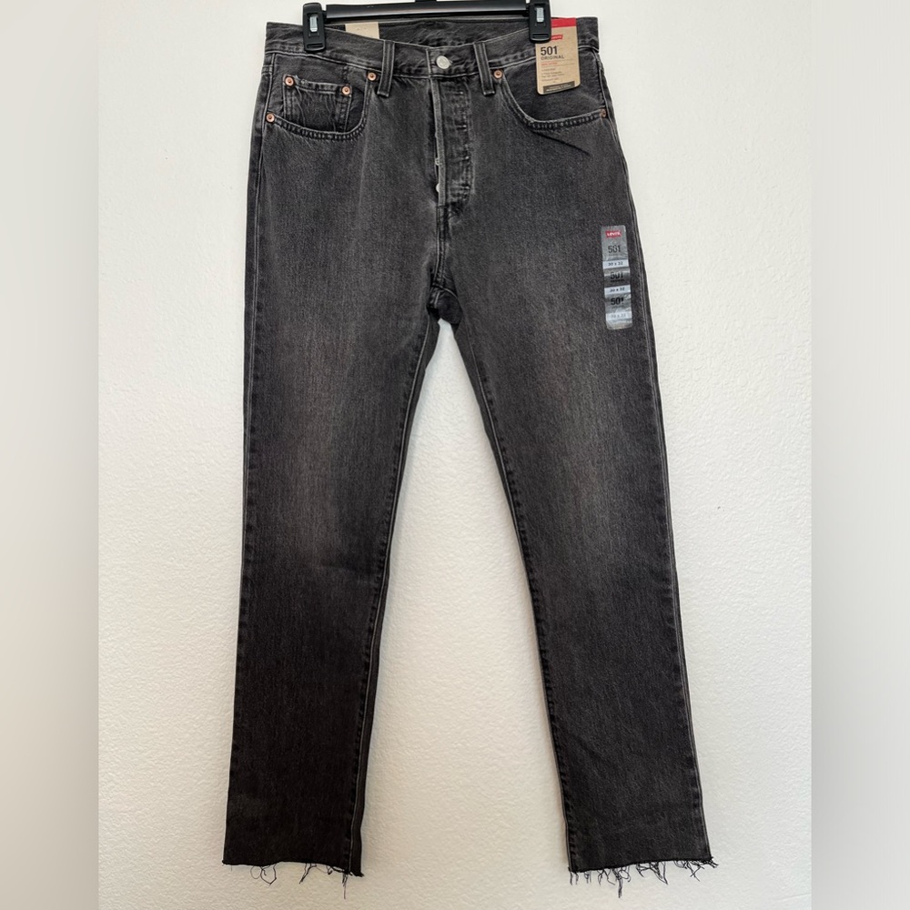 NWT 30x32 Levi’s 501 Original Women’s Black High Rise, Straight Leg Jeans
